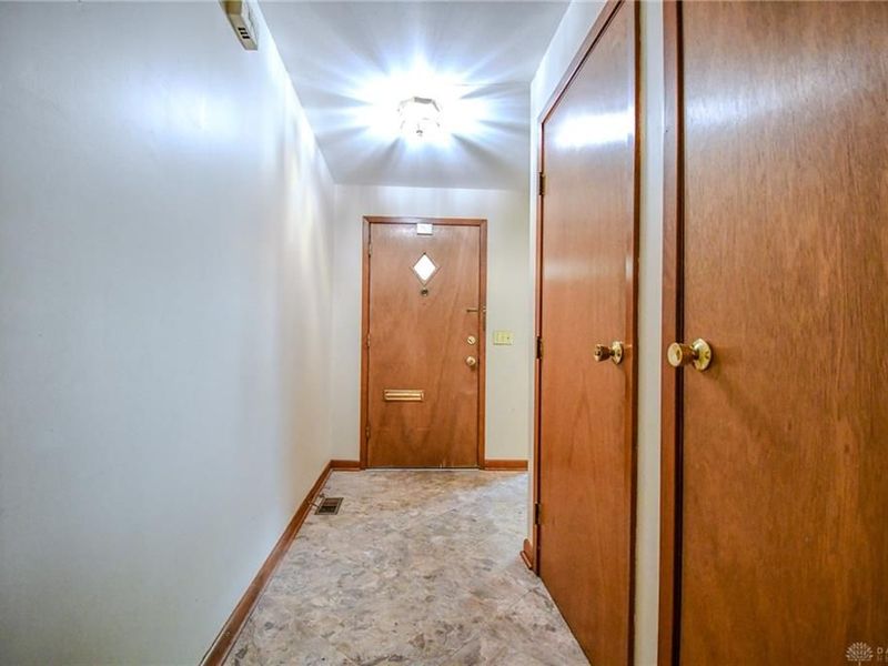 2016 E Oak Tree Drive, Kettering, OH 45440 Photo 7