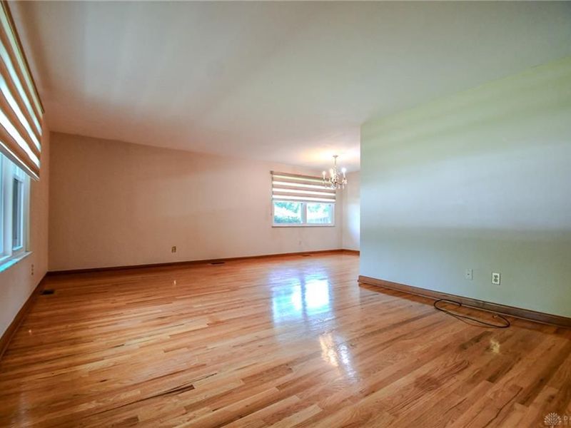 2016 E Oak Tree Drive, Kettering, OH 45440 Photo 8