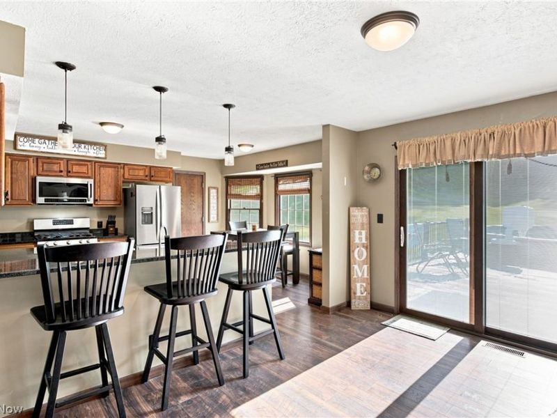 3860 Roxford Church Road SE, Dennison, OH 44621 Photo 11