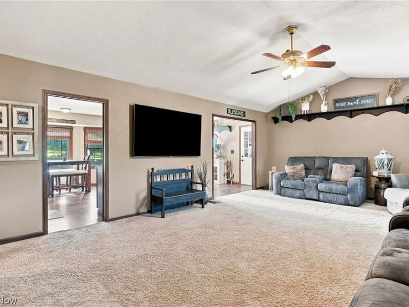 3860 Roxford Church Road SE, Dennison, OH 44621 Photo 8