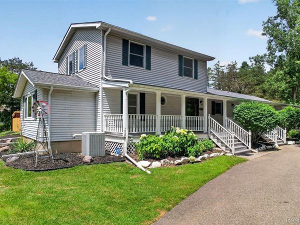 1437 E Cook Road , Grand Blanc Township, Mi 48439
