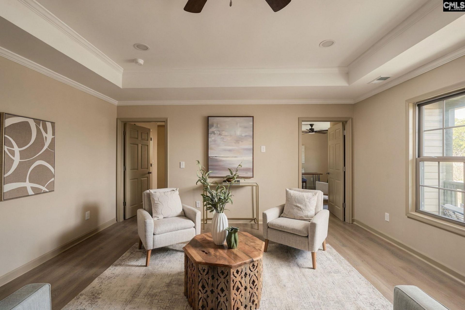 160 Graydon Court  Photo 6