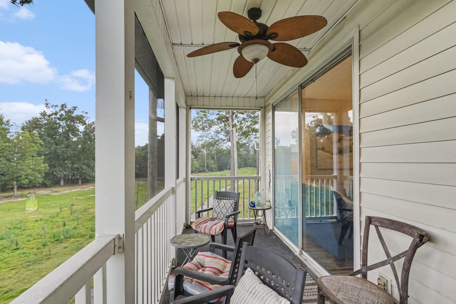 636 River Oaks Dr.  Photo 25