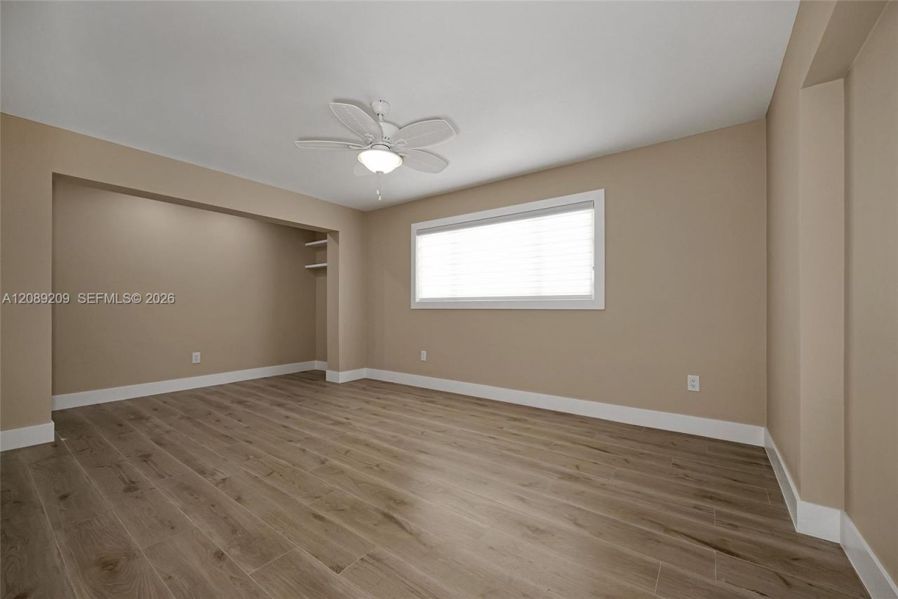 5885 Pine Tree , Sanibel, FL 33957 Photo