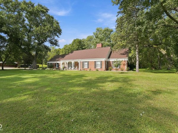 12440 W State Road 32 , Yorktown, IN 47396