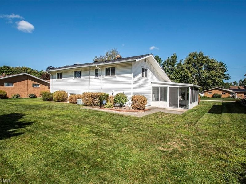 28723 Tudor Drive , North Olmsted, OH 44070 Photo 5
