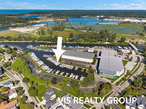 135 Wharfside, Unit 135, Grand Haven, MI 49417