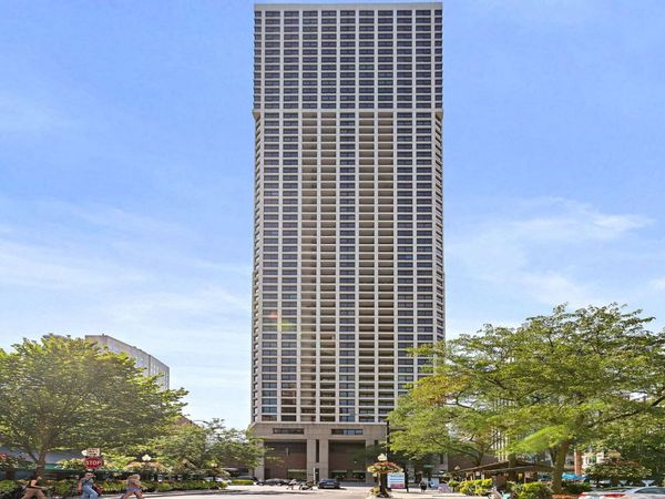 1030 N State Street , Unit 52A, Chicago, IL 60610