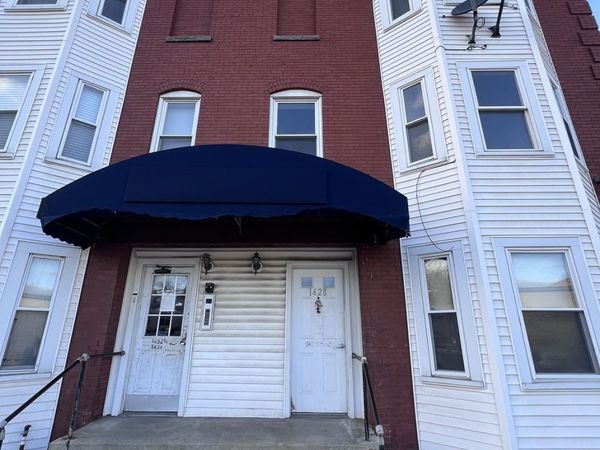 1428 Water St, Unit 3rd Fl Rea, Fitchburg, MA 01420