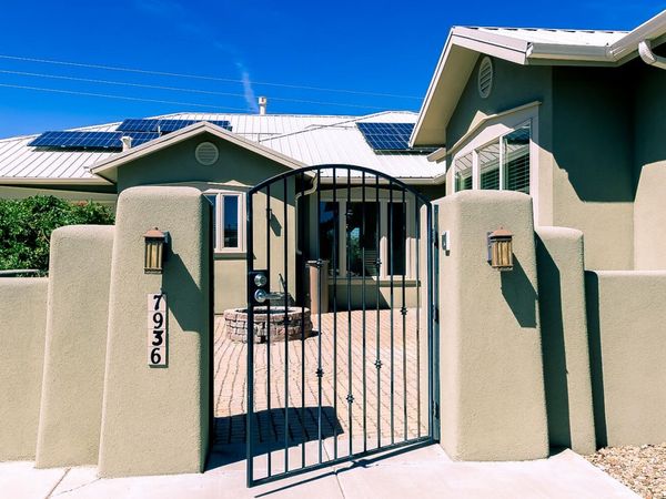 7936 E Victoria Drive NW, Albuquerque, NM 87120