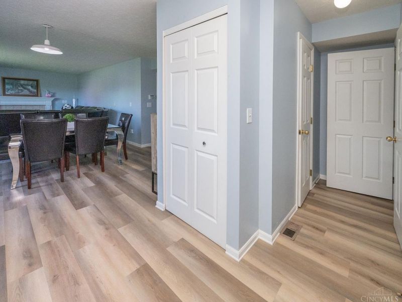 12085 Brookway Drive, Springfield Township, OH 45240 Photo 11