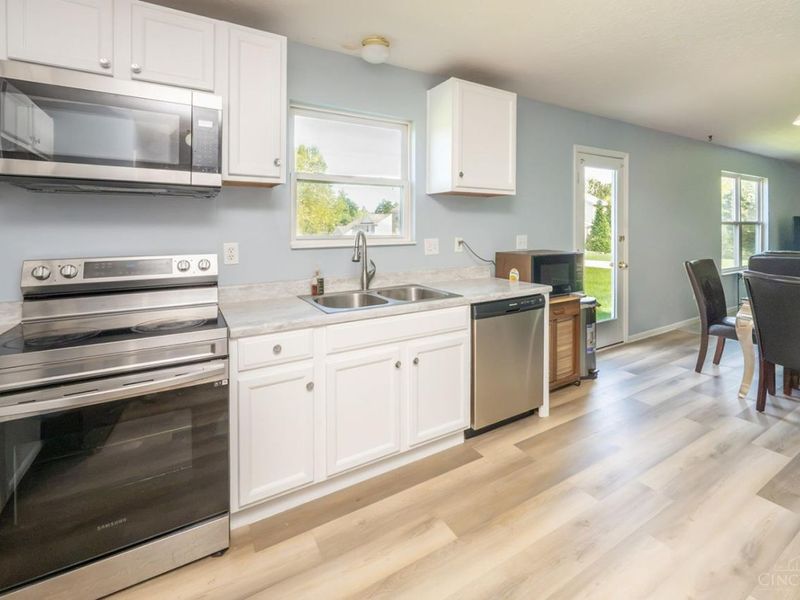 12085 Brookway Drive, Springfield Township, OH 45240 Photo 12