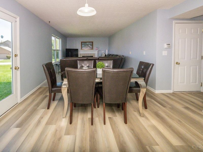 12085 Brookway Drive, Springfield Township, OH 45240 Photo 14