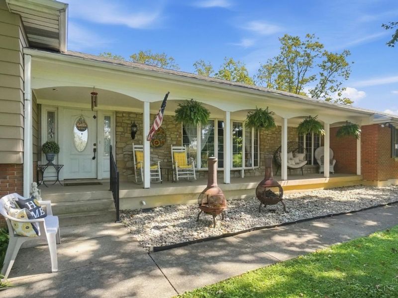 6272 Hendrickson Road, Turtle Creek Township, OH 45044 Photo 4