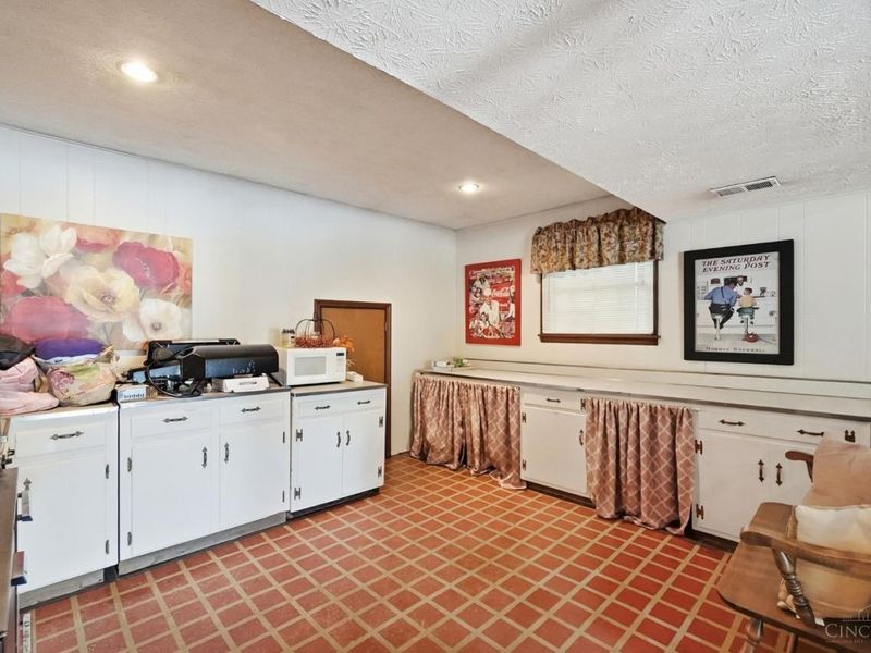 6272 Hendrickson Road, Turtle Creek Township, OH 45044 Photo 49