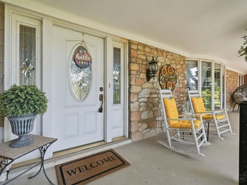 6272 Hendrickson Road, Turtle Creek Township, OH 45044 Photo 5