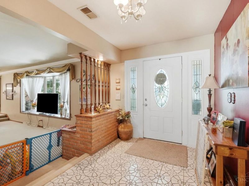 6272 Hendrickson Road, Turtle Creek Township, OH 45044 Photo 8