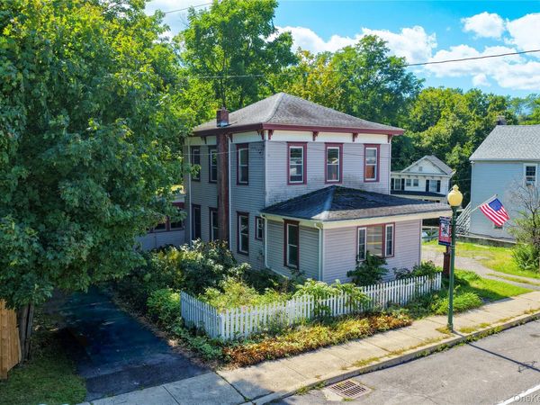 571 Main Street , Cairo, NY 12413