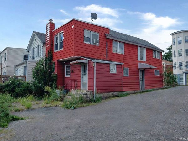 2 Alder Street , Yonkers, NY 10701