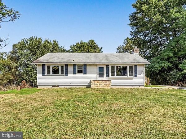 4615 LINCOLN WAY E, FAYETTEVILLE, PA 17222