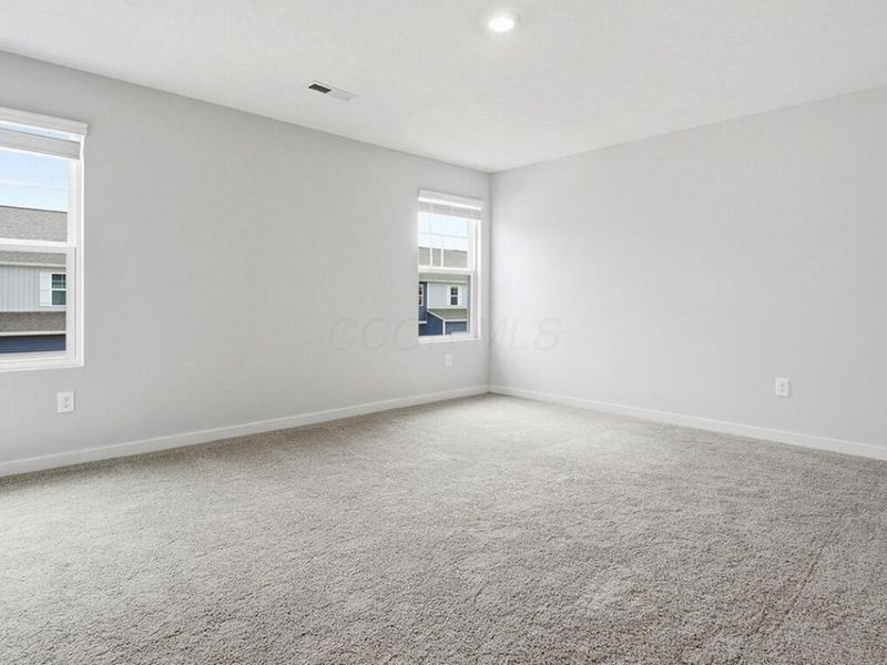 1389 Marinelli Drive E, Columbus, OH 43228 Photo 14
