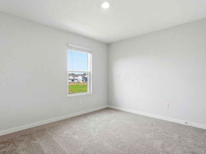 1389 Marinelli Drive E, Columbus, OH 43228 Photo 17