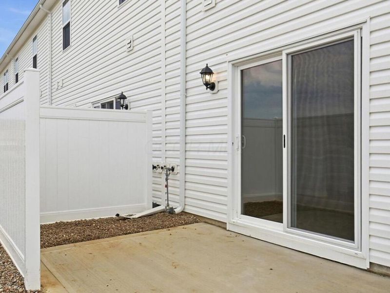 1389 Marinelli Drive E, Columbus, OH 43228 Photo 35