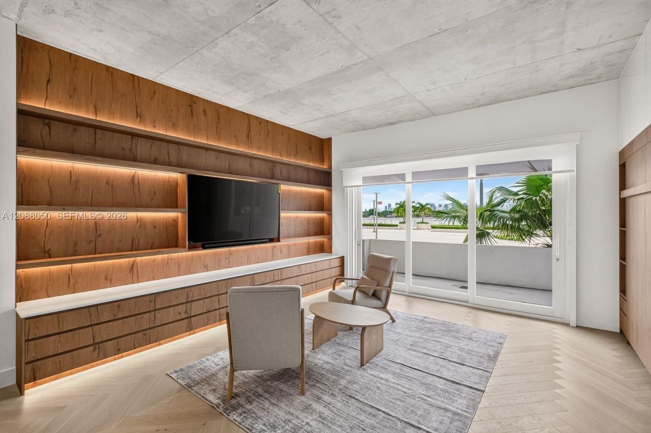 1000 West Ave, Unit BS101, Miami Beach, FL 33139 Photo