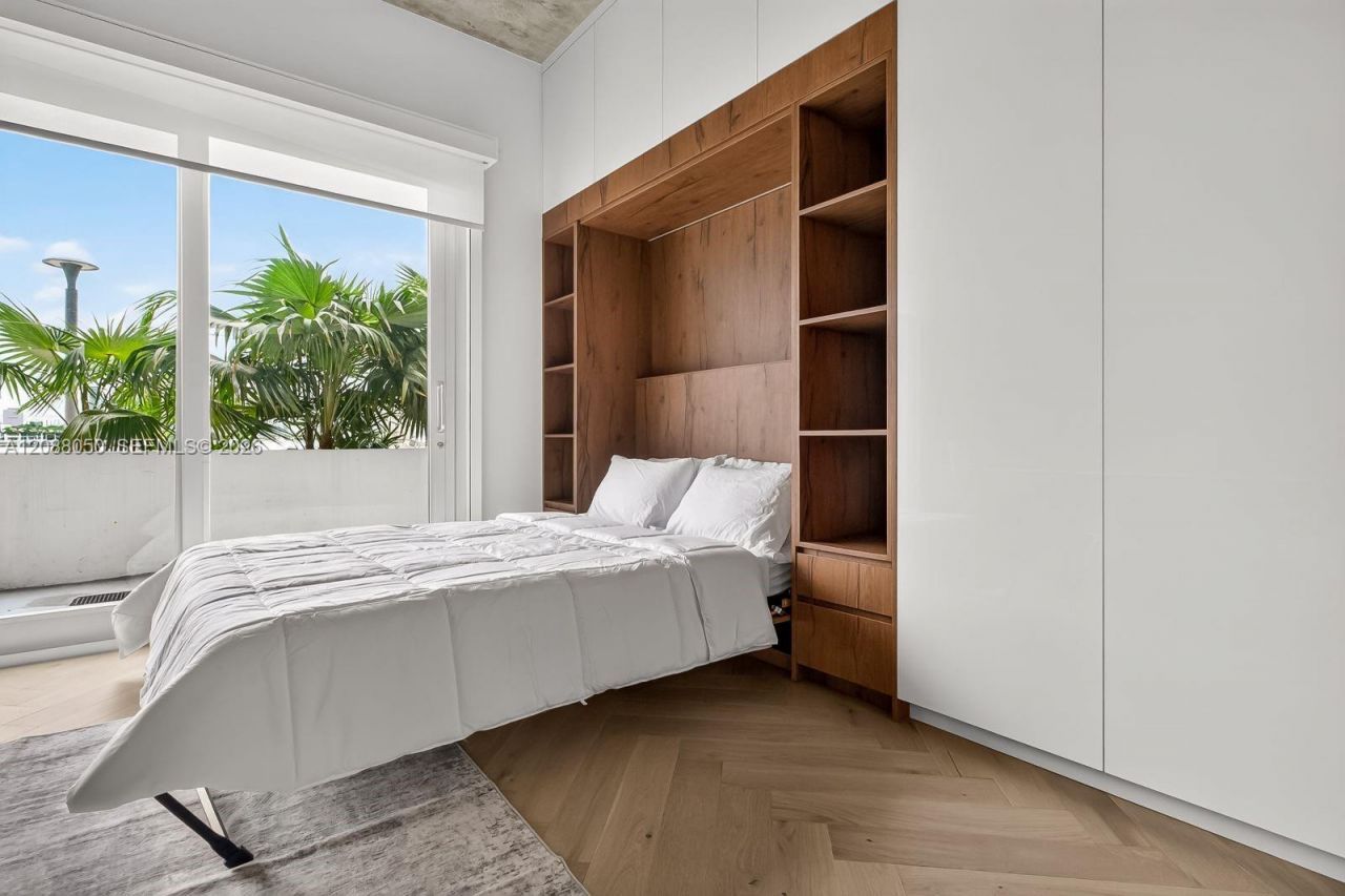 1000 West Ave, Unit BS101, Miami Beach, FL 33139 Photo