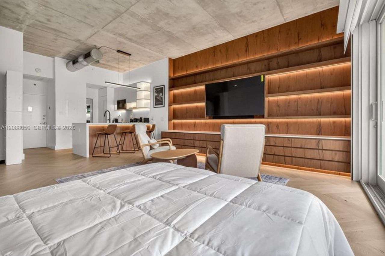 1000 West Ave, Unit BS101, Miami Beach, FL 33139 Photo