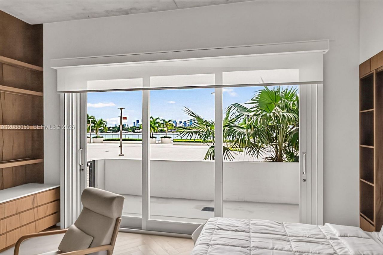 1000 West Ave, Unit BS101, Miami Beach, FL 33139 Photo