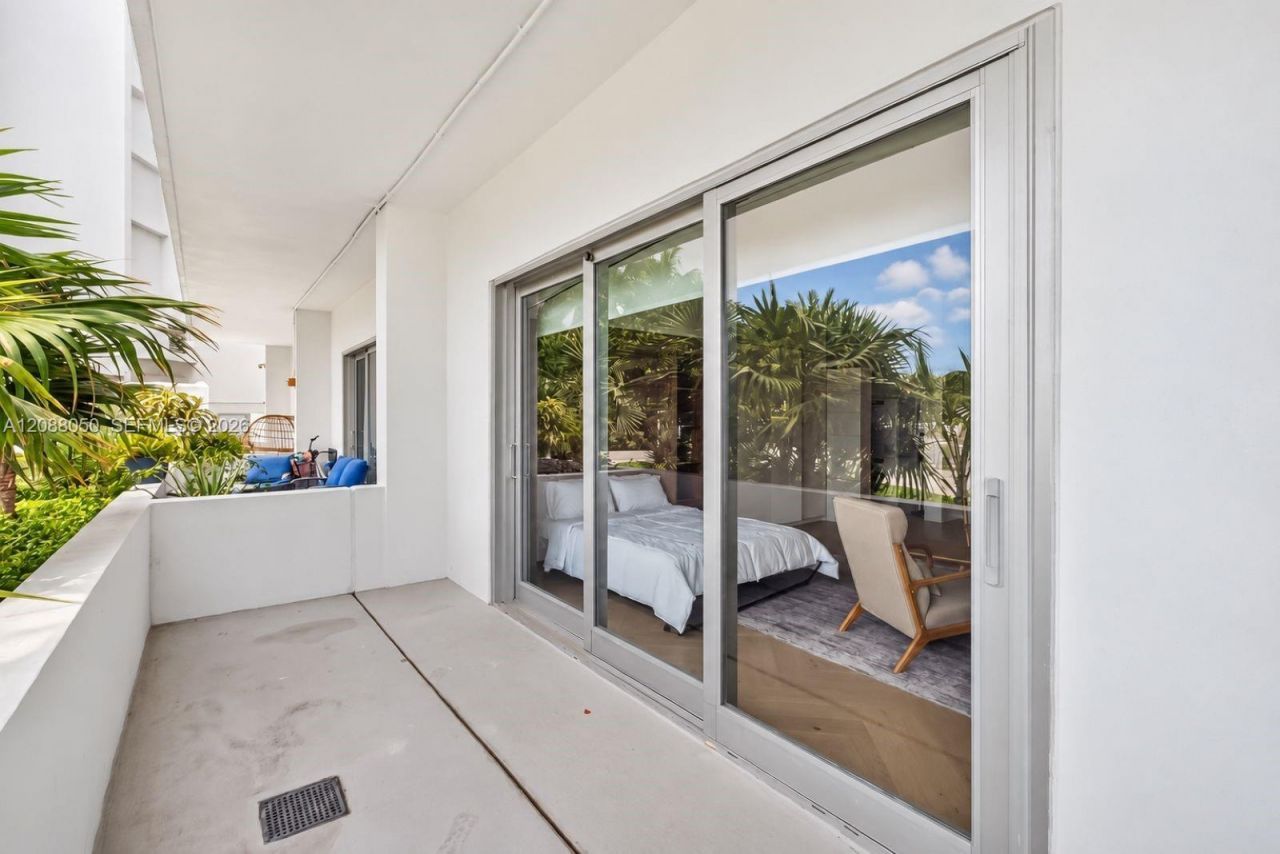 1000 West Ave, Unit BS101, Miami Beach, FL 33139 Photo