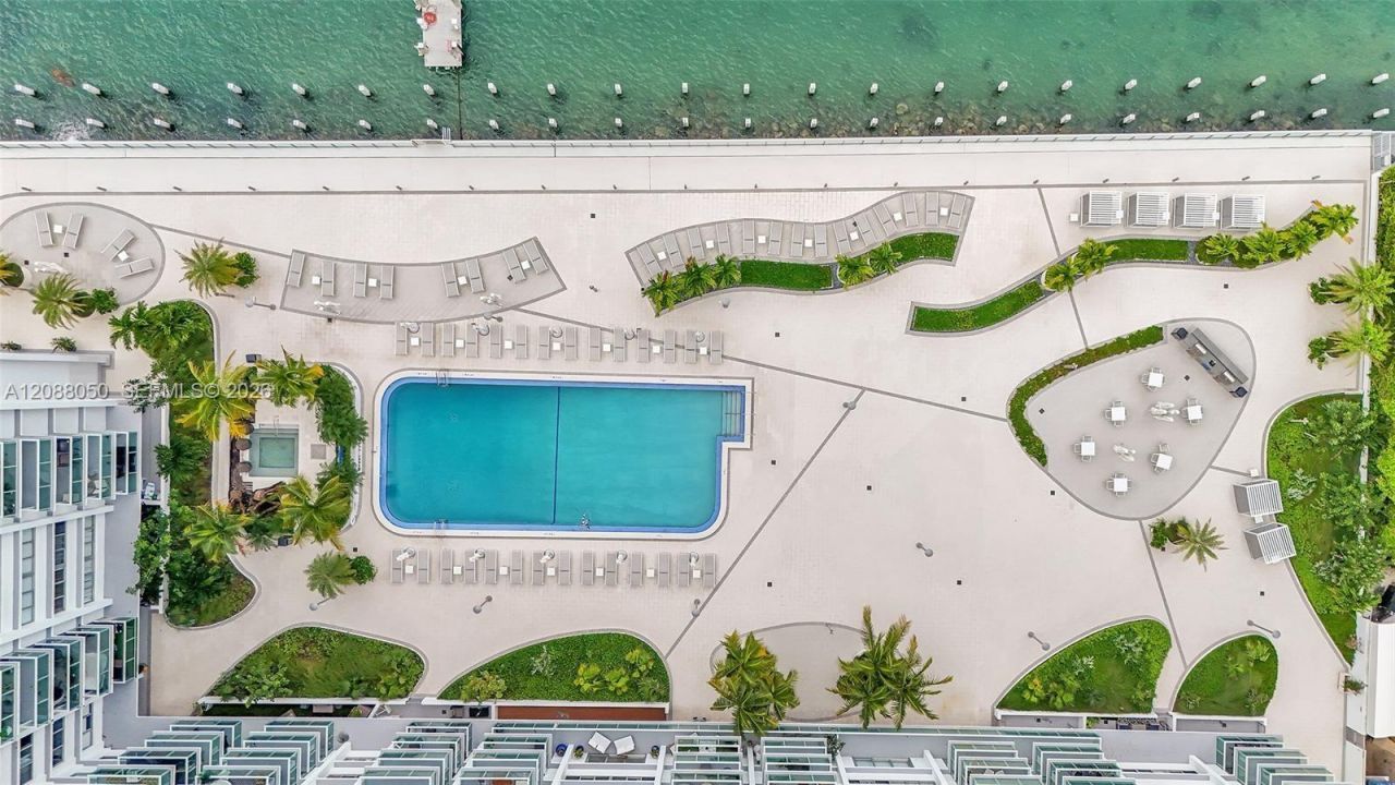1000 West Ave, Unit BS101, Miami Beach, FL 33139 Photo