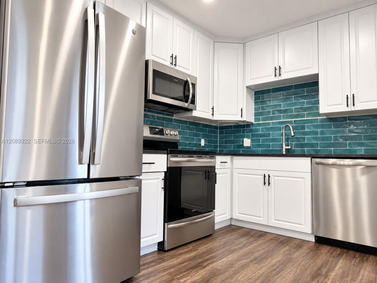 1541 N 14th Ter , Unit 1541, Hollywood, FL 33020 Photo