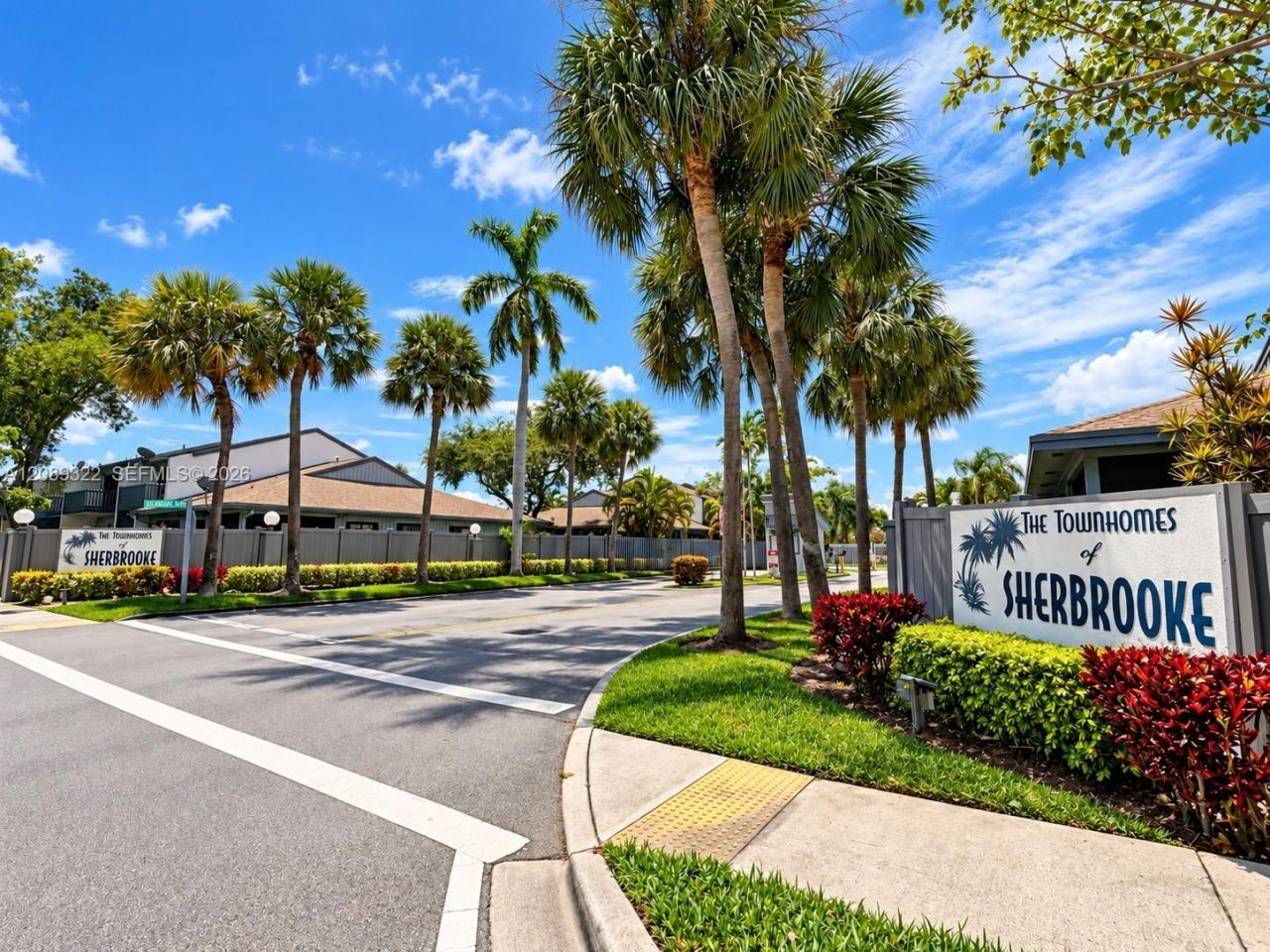 1541 N 14th Ter , Unit 1541, Hollywood, FL 33020 Photo