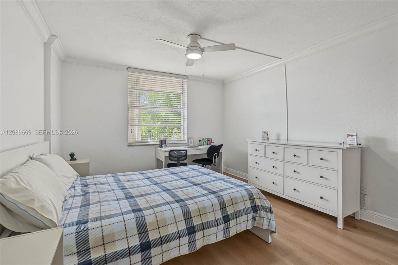 8307 SW 142nd Ave, Unit E311, Miami, FL 33183 Photo