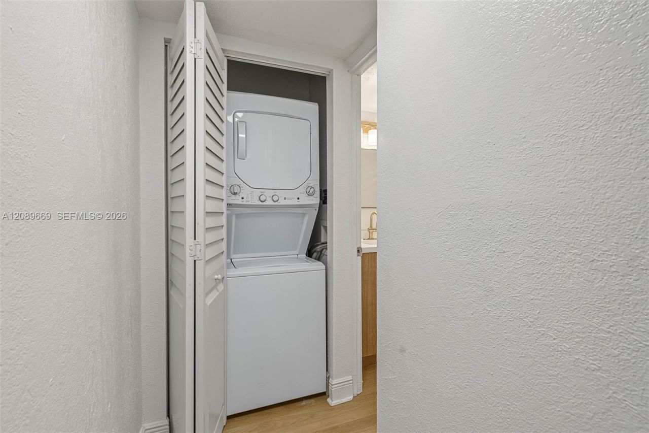 8307 SW 142nd Ave, Unit E311, Miami, FL 33183 Photo