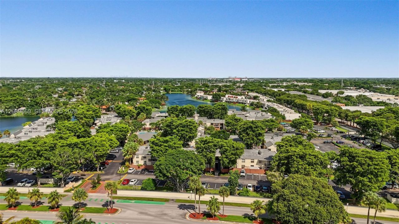 8307 SW 142nd Ave, Unit E311, Miami, FL 33183 Photo