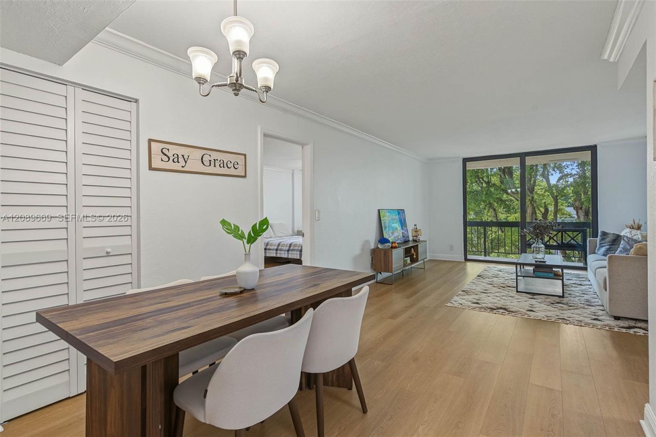 8307 SW 142nd Ave, Unit E311, Miami, FL 33183 Photo