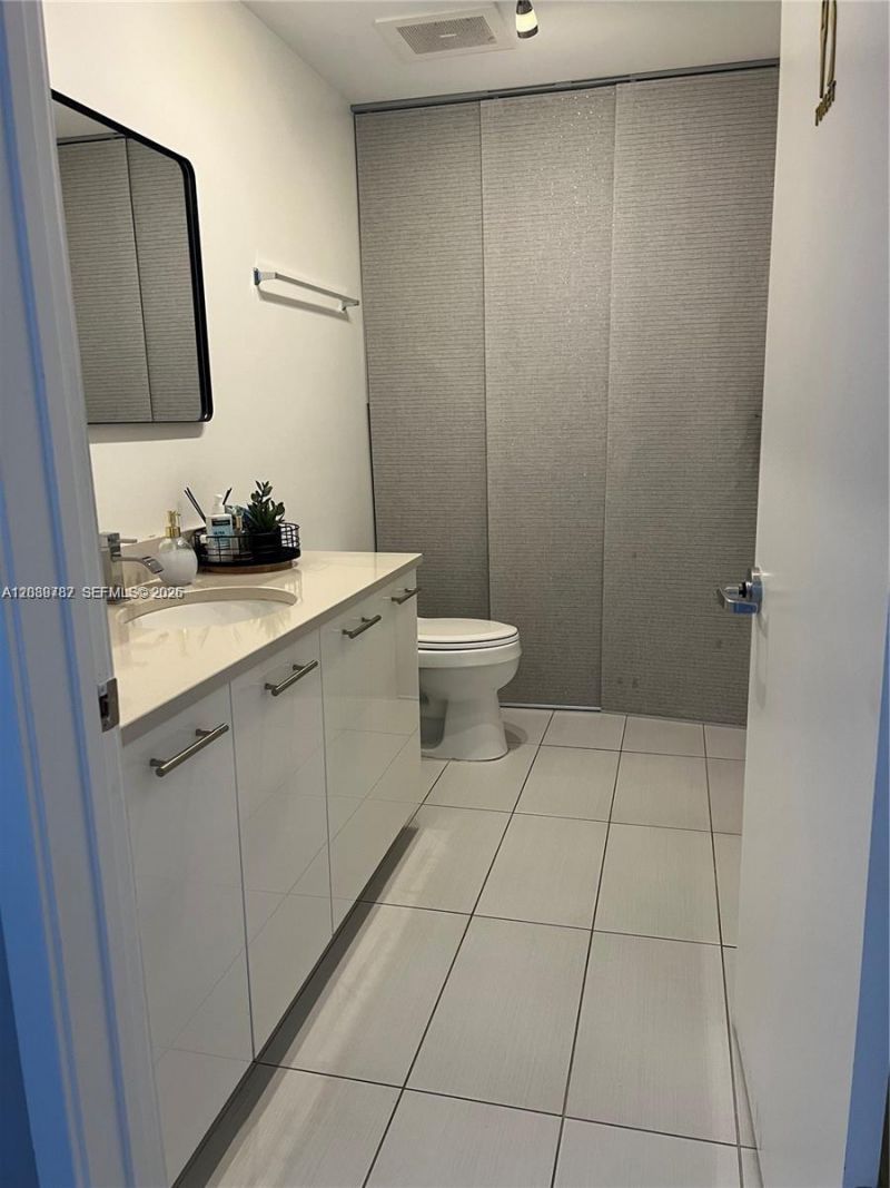 3250 NE 1st Ave , Unit 303, Miami, FL 33137 Photo
