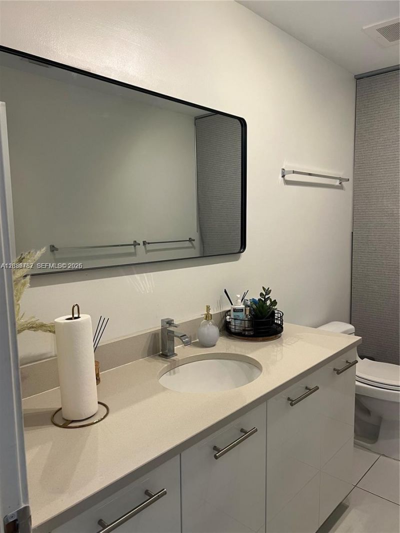 3250 NE 1st Ave , Unit 303, Miami, FL 33137 Photo