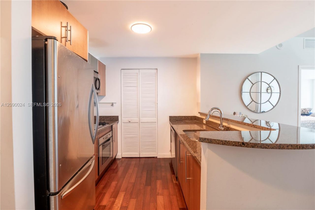 300 S Biscayne Blvd, Unit T-3504, Miami, FL 33131 Photo