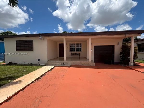 260 W 15th St, Hialeah, FL 33010