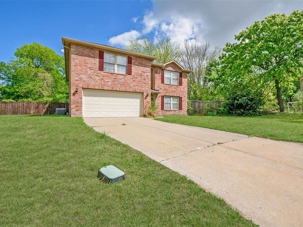 1505 Timberline Court, Sherman, TX 75092