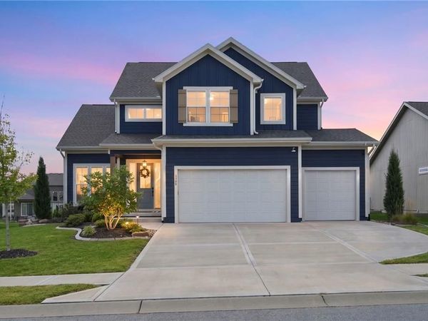1505 SW Arbormill Terrace, Lee's Summit, MO 64082