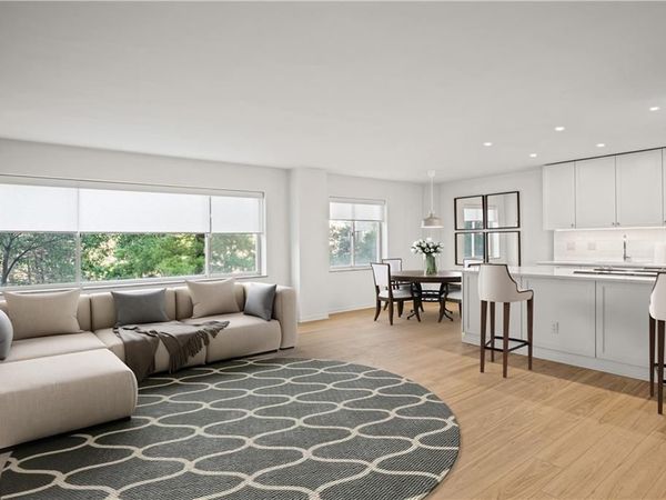 4550 Warwick Boulevard, Unit 408, Kansas City, MO 64111