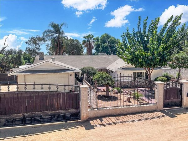 25325 Mountain Cliff, Moreno Valley, CA 92557