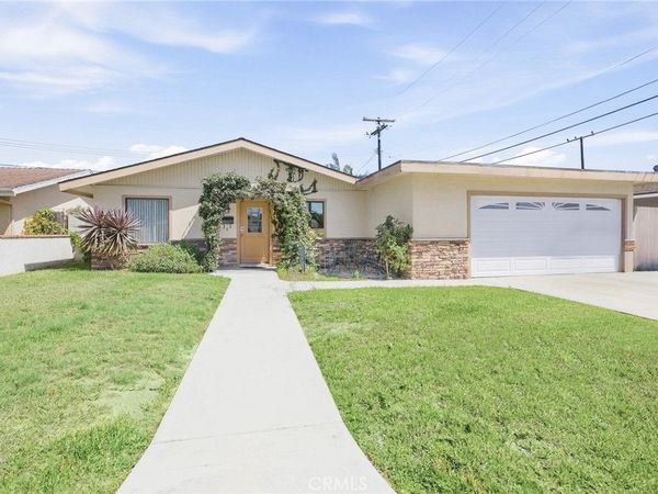 19422 Cindy Lane , Huntington Beach, CA 92646