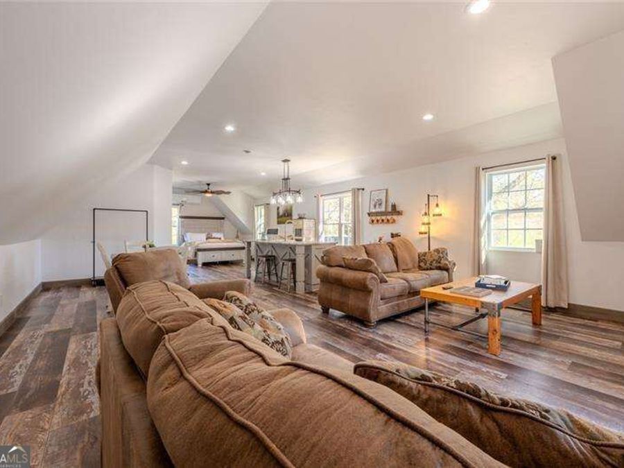 Property Image 63
