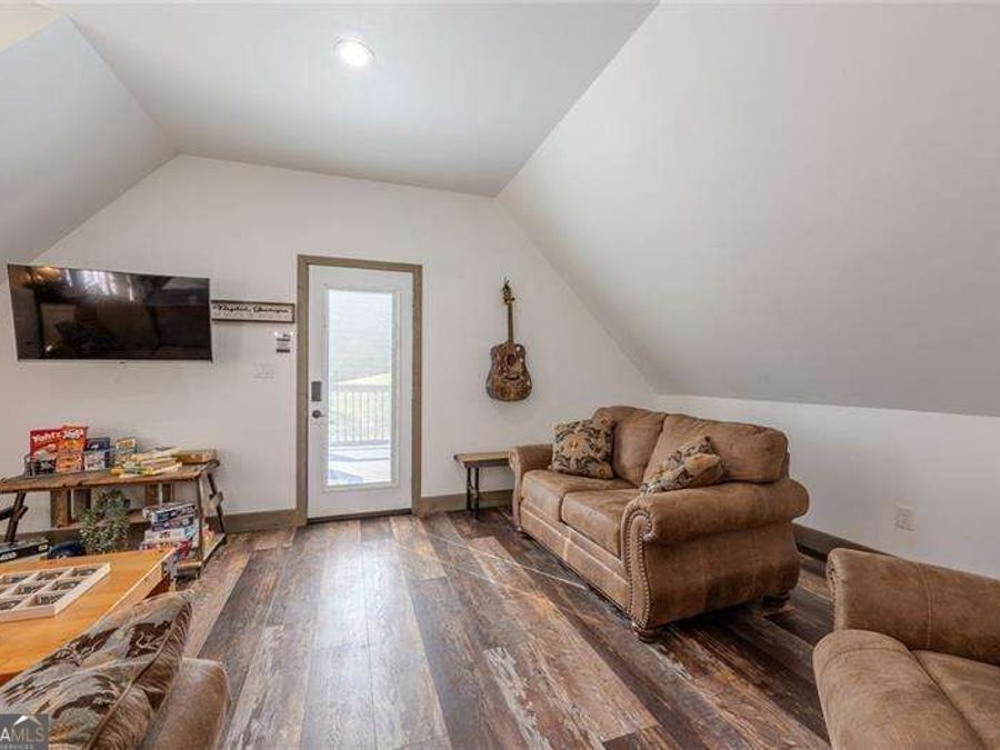 Property Image 76